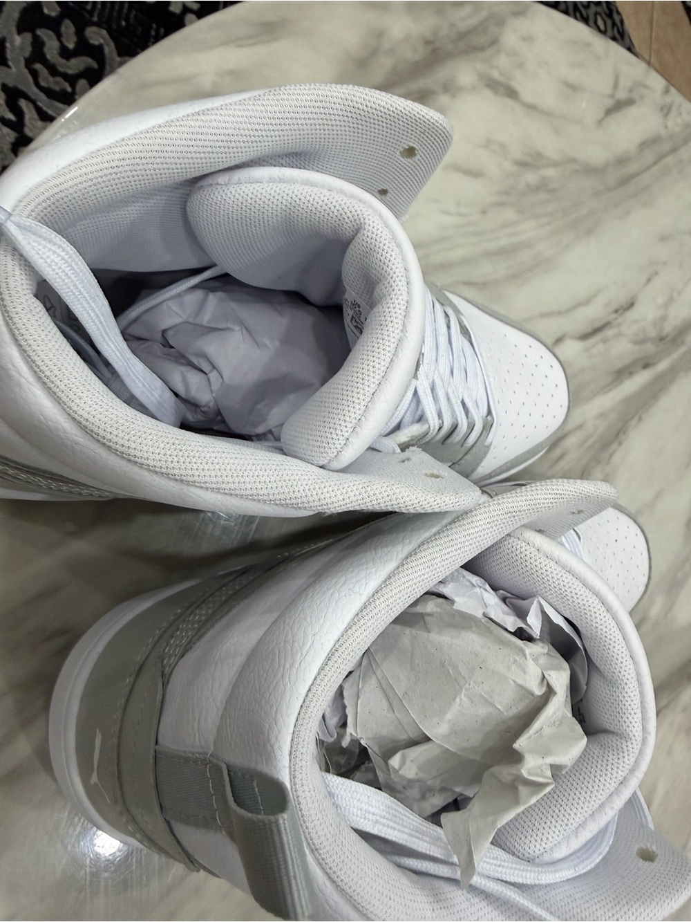 Puma Men's High-Top Sneakers in White and Light Gray - Picture 5 of 9